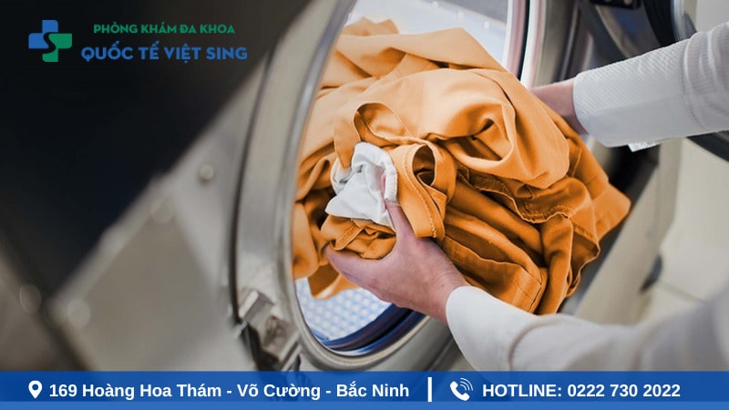 Bệnh lậu có lây qua quần áo không?
